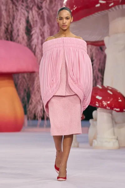 Look 40
